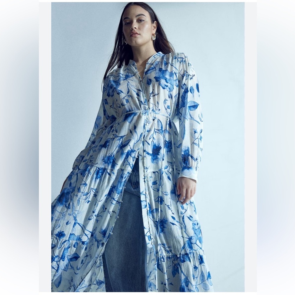 H&M oversized viscose blend crinkled gauzy Blue Floral Maxi Dress watercolor - Picture 2 of 12